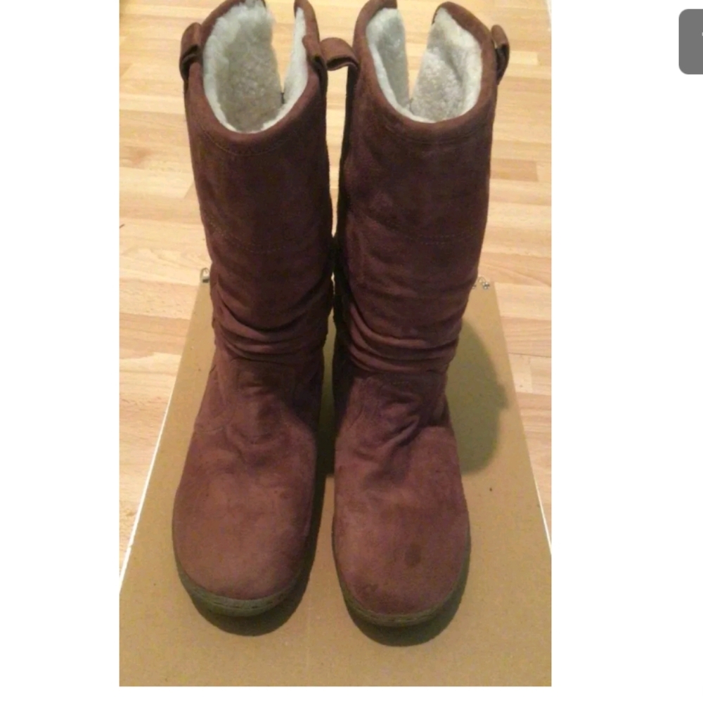 Kumkang/land rover suede boots size 5.5